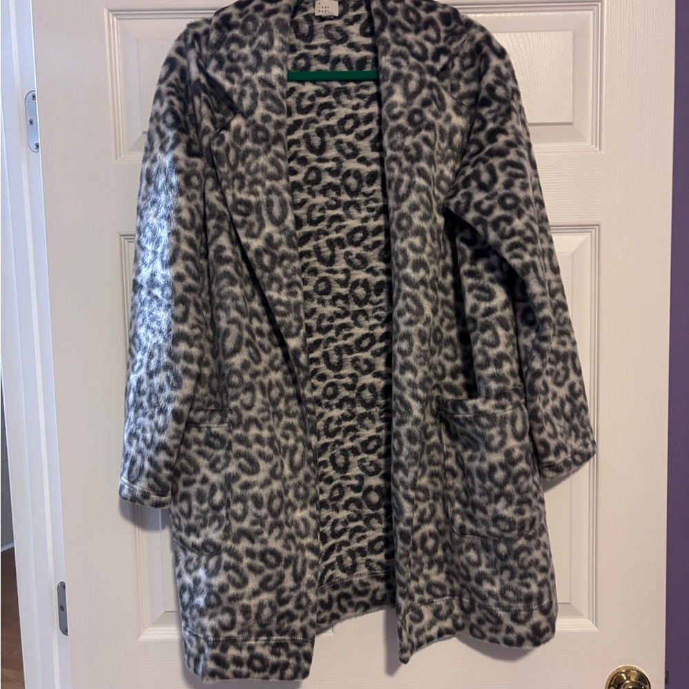 Spotted fleece trench coat